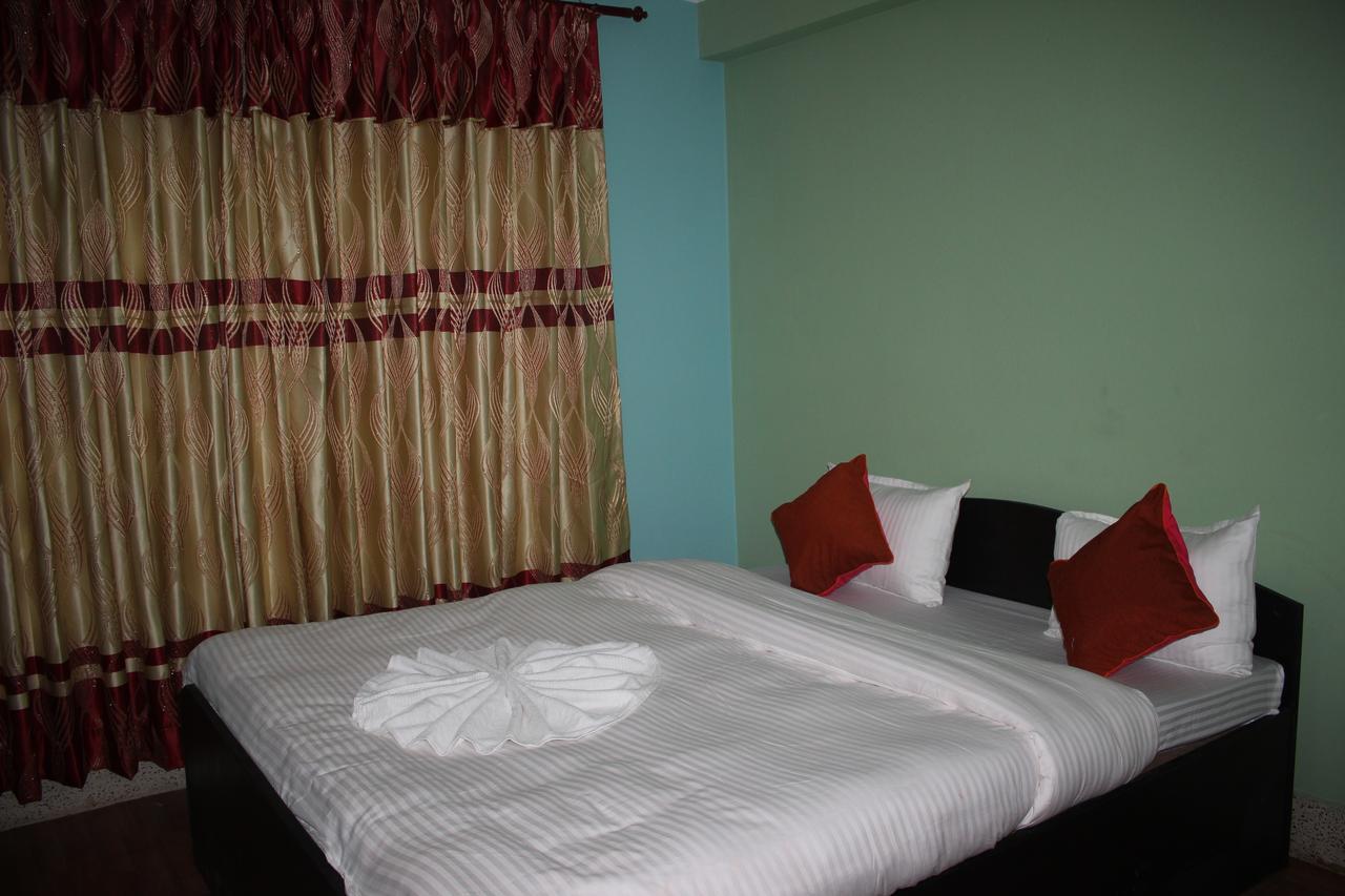 Travellers Dorm Bed & Breakfast Kathmandu Exteriör bild