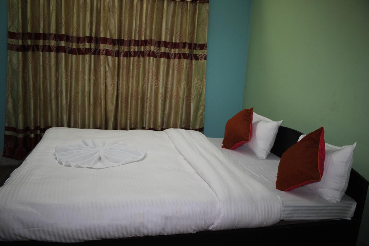 Travellers Dorm Bed & Breakfast Kathmandu Exteriör bild