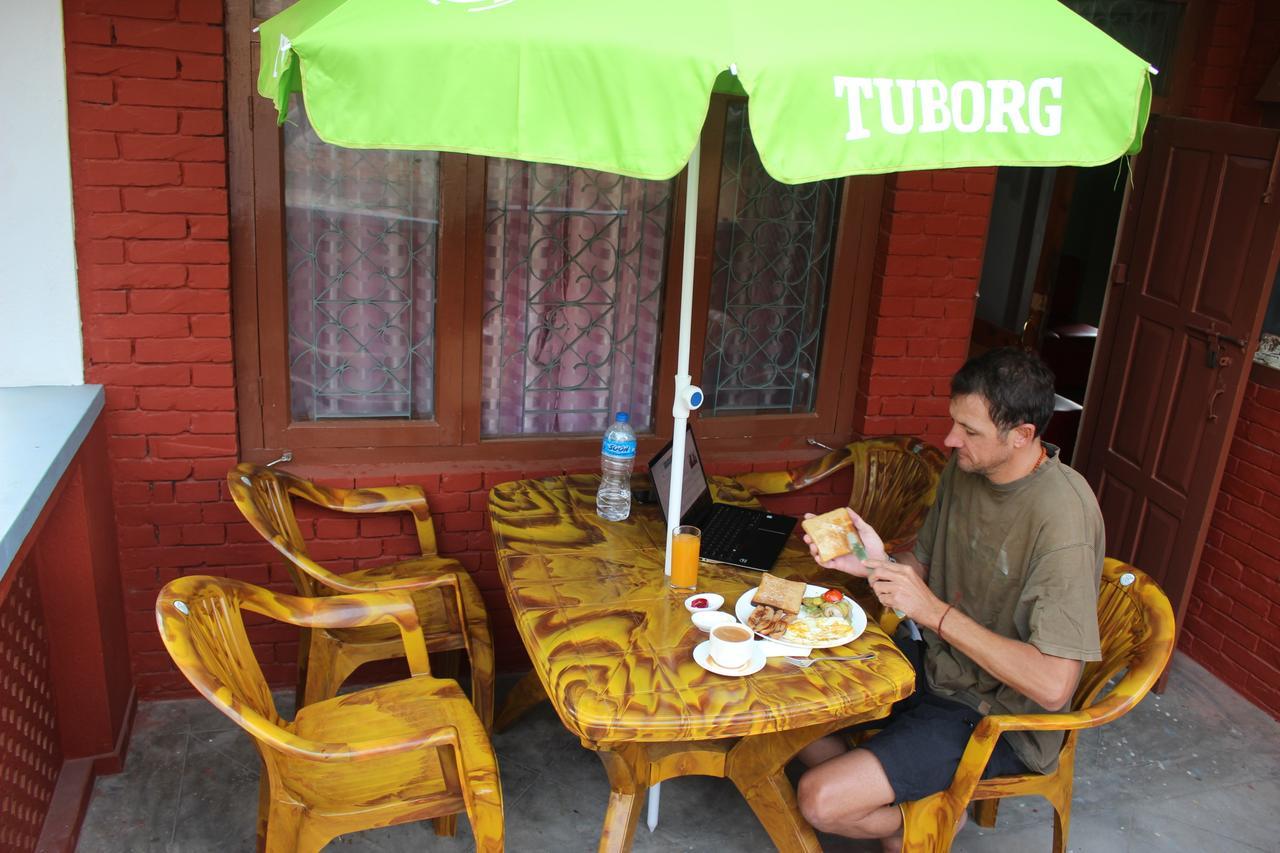Travellers Dorm Bed & Breakfast Kathmandu Exteriör bild