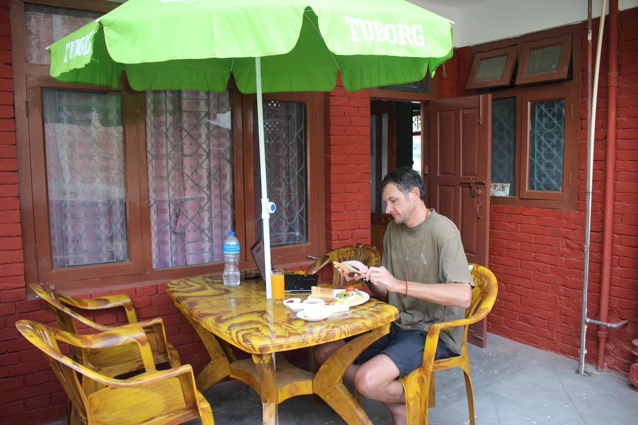 Travellers Dorm Bed & Breakfast Kathmandu Exteriör bild