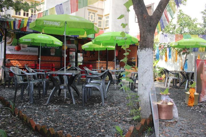 Travellers Dorm Bed & Breakfast Kathmandu Exteriör bild
